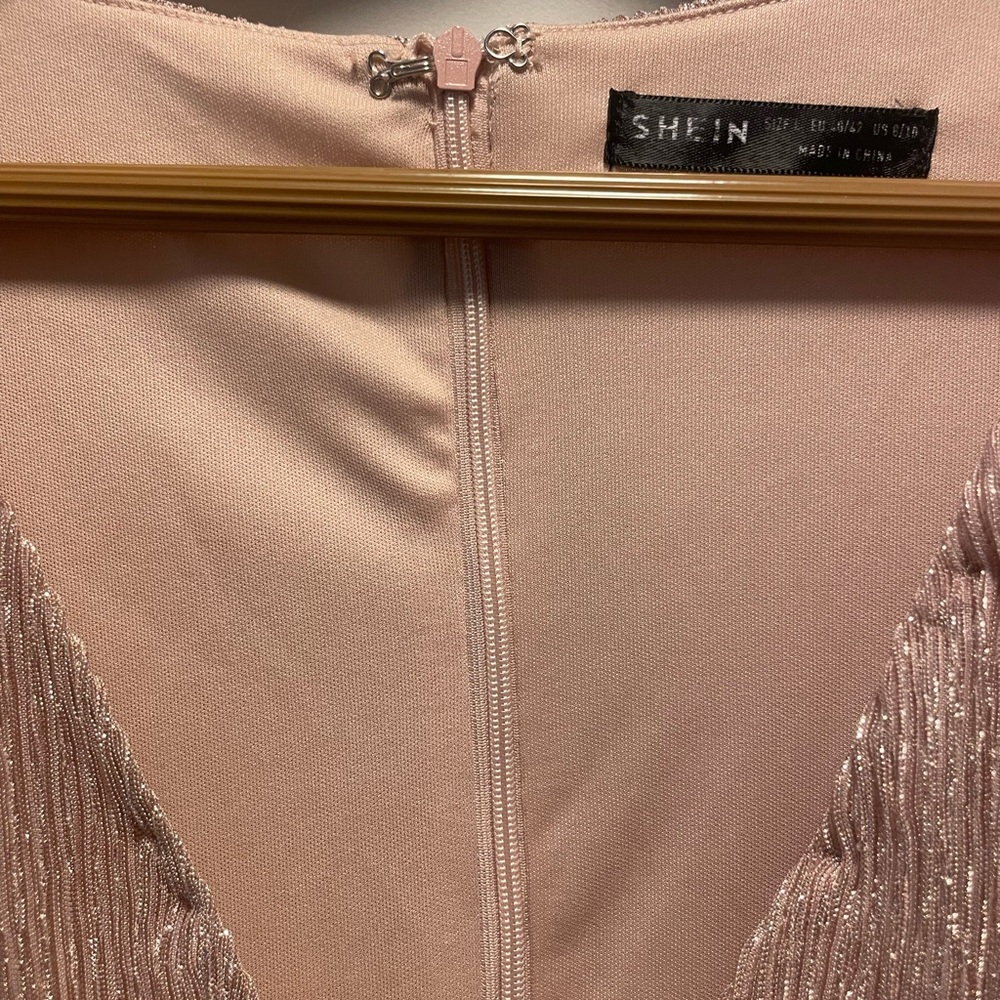 Pink shimmer dress from SHEIN - Picture 2 of 4